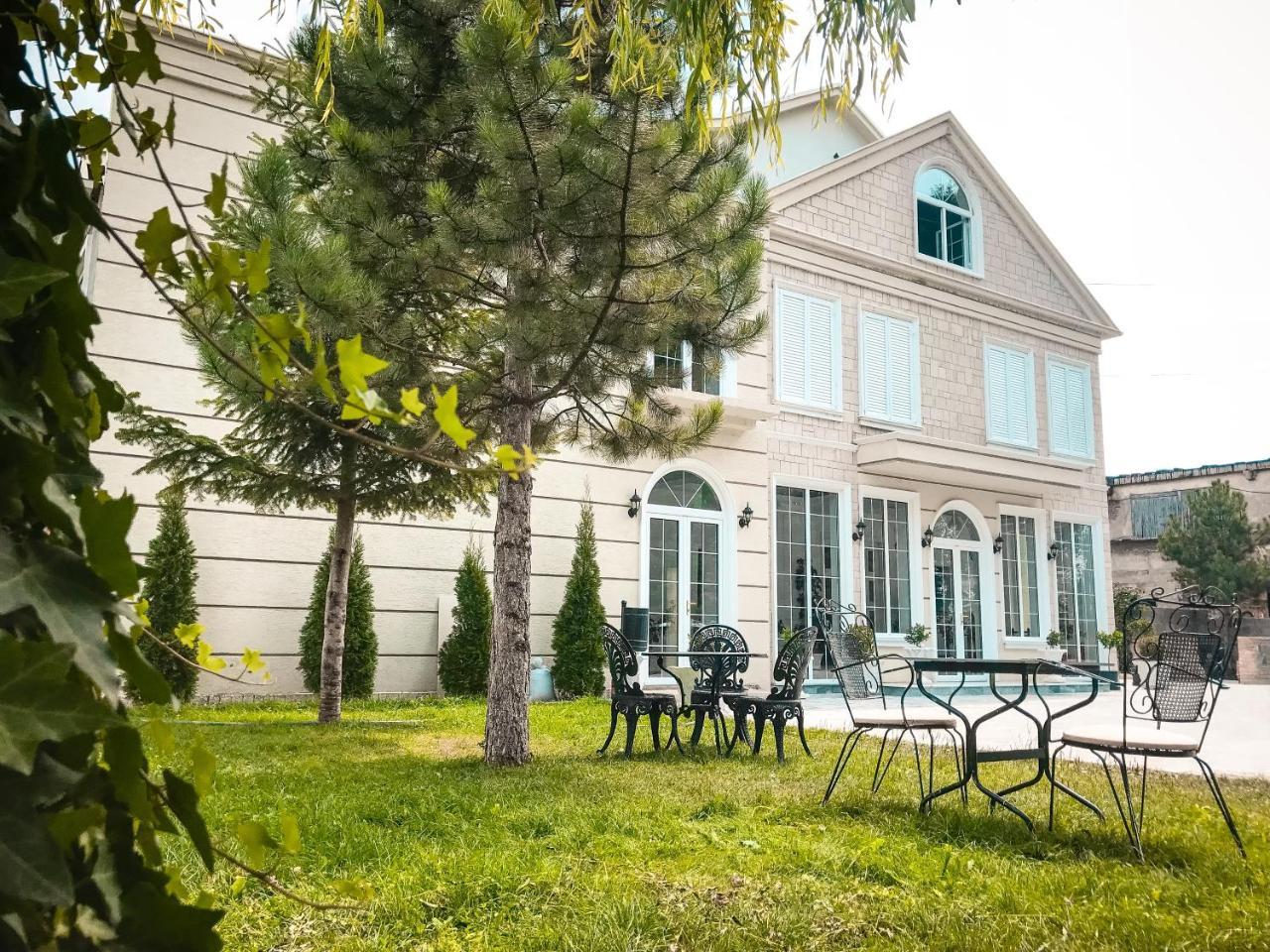 Hotel Devi Erseke Exterior photo
